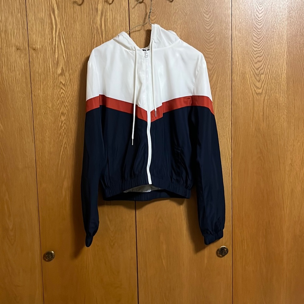L Striped Wind Breaker